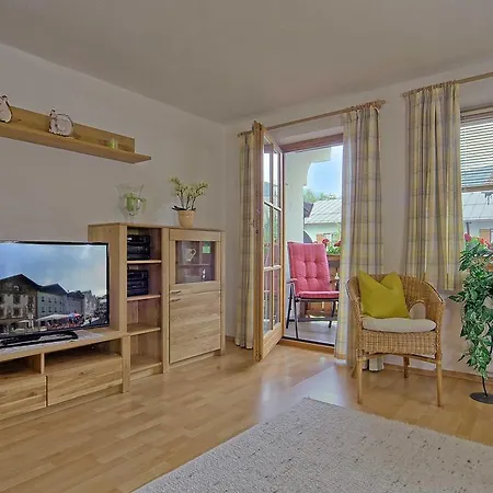 Daire Ferienwohnung-24 *
